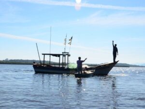 Seminário em Palhoça orienta pescadores sobre pesca sustentável