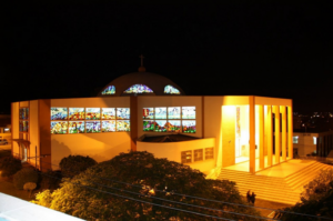 Catedral de Tubarão está com problemas no telhado