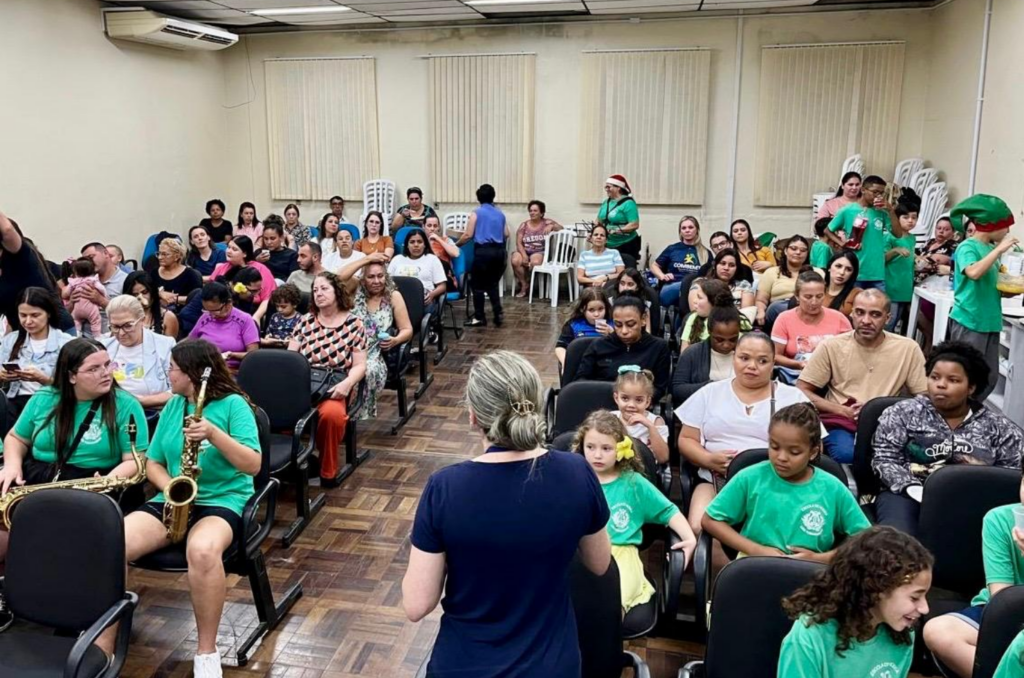 Apresentações artísticas sobre o autismo são realizadas em Tubarão