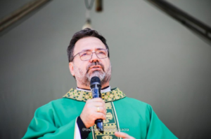 Padre de Tubarão celebra 30 anos de ordenação sacerdotal nesta terça (17)