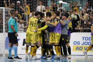 Jaraguá Futsal bate Joinville no primeiro jogo da final da Série Ouro