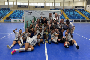 Em casa, ATFF é campeã invicta da Série Prata do Catarinense de Futsal