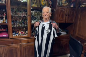 Torcedor que viu o primeiro treino de Garrincha, vibra com os títulos do Botafogo em Tubarão