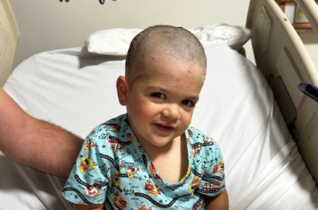 Tubarão: criança passa por procedimento de alta complexidade neurológica