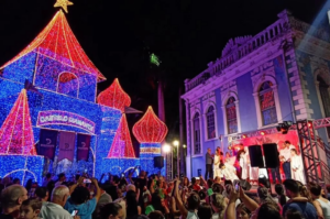 Atrações de Natal já atraem grande público para Tubarão