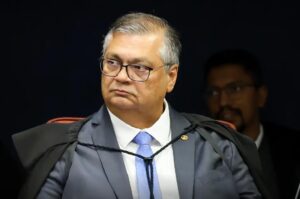 Senado pede que Dino libere recursos de emendas parlamentares