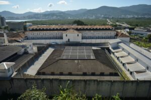 Governador anuncia desativação penitenciária