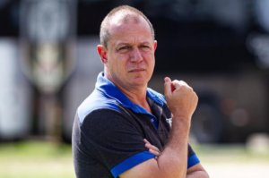 Tubarão “empresta” técnico para clube de São Paulo