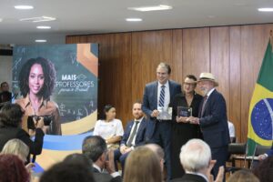 Programa Mais Professores para o Brasil do governo federal é lançado
