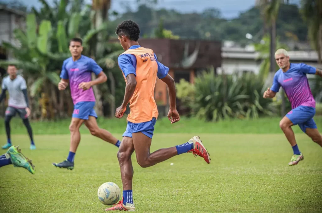 Treino do Caravaggio, em preparação para o duelo contra o Caxias, que será teste para o Catarinense