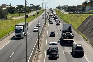 BR-101: Congestionamento de 6 km é registrado em Içara