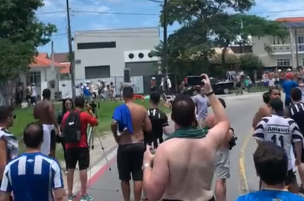 Briga entre torcedores de Avaí e Figueirense