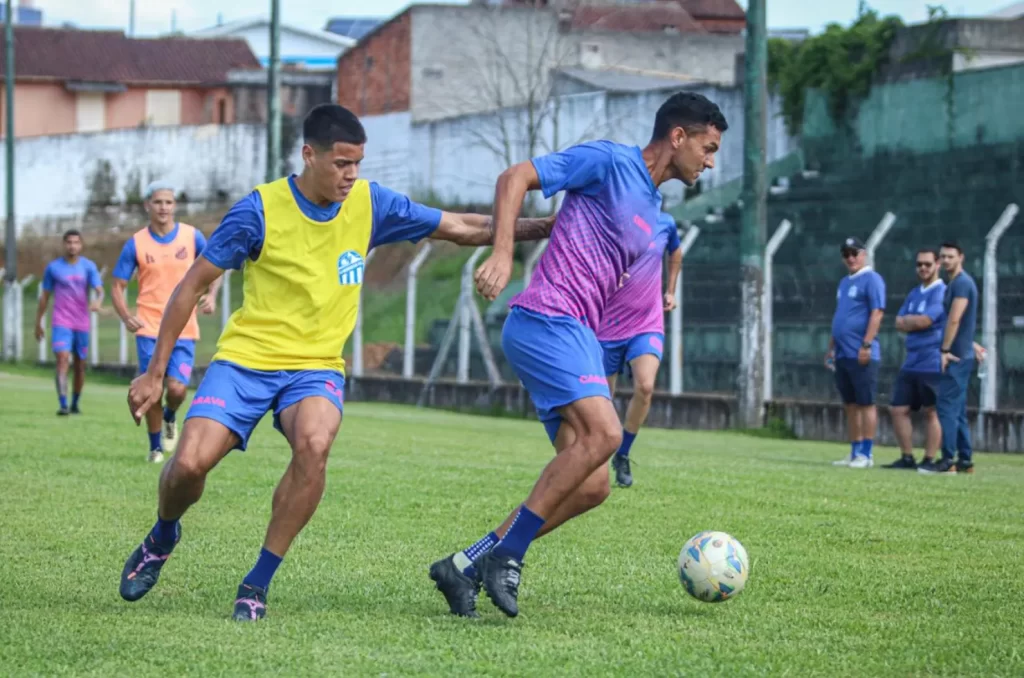 Treino do Caravaggio, no Campo do Metropol