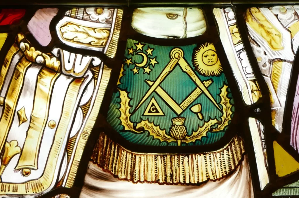 Magistrados voltam aos cargos após 12 anos no "escândalo da maçonaria"