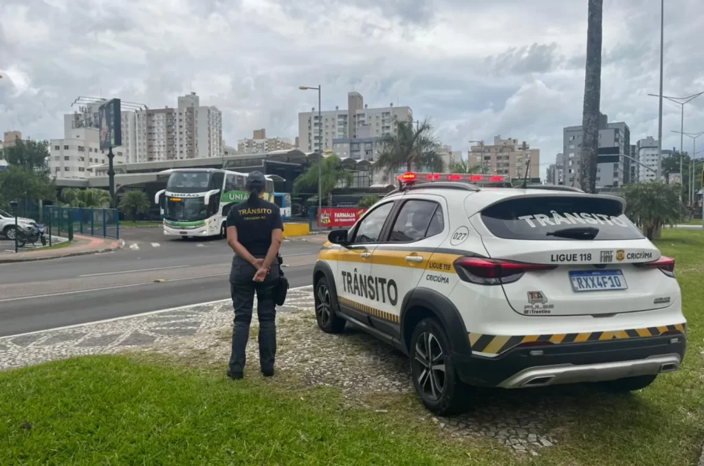 Fiscalização de Trânsito nas ruas de Criciúma
