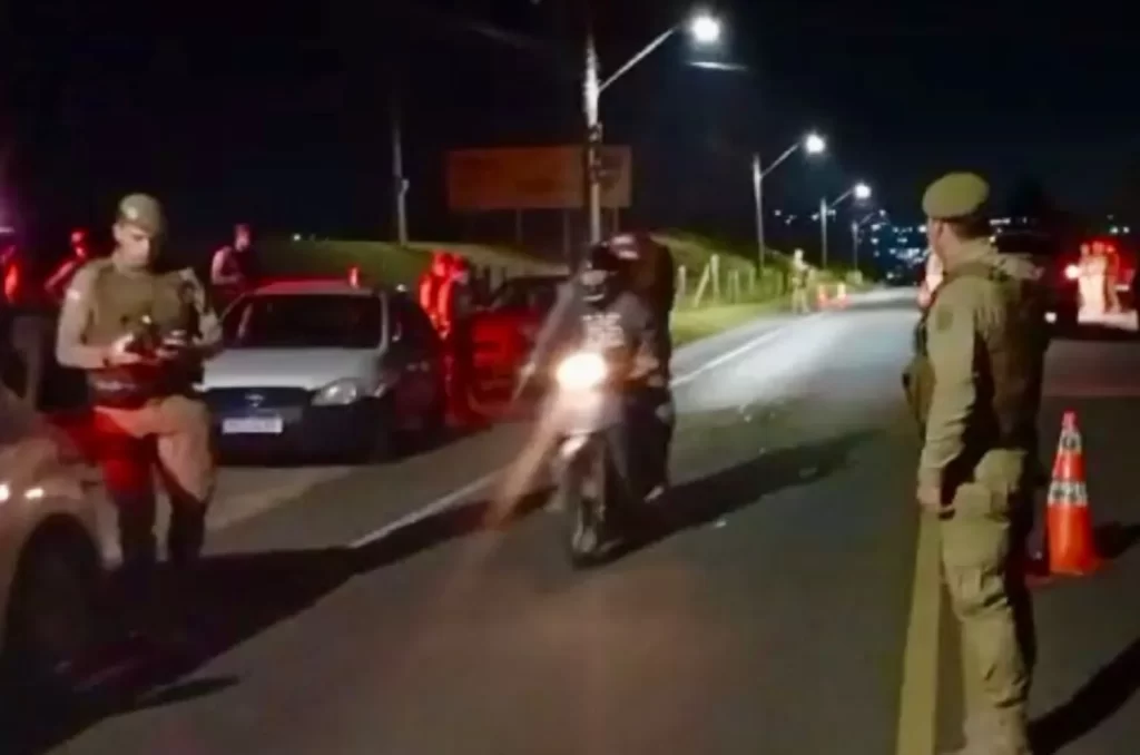 Blitz da Operação Estação Verão em Balneário Rincão