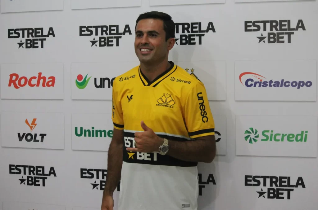 Apresentação de Eder no Criciúma em 2023