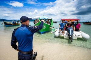 Operação Fiscaliza Transporte à Ilha do Campeche com Ingressos