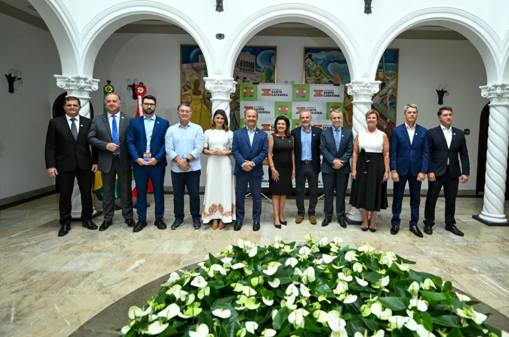 Posse dos novos secretários em SC