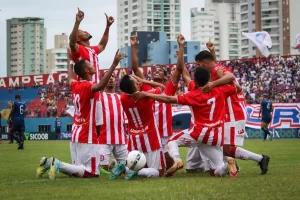 Hercílio Luz comemora 107 anos de fundação