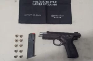 Motociclista é preso com arma de fogo em Araranguá