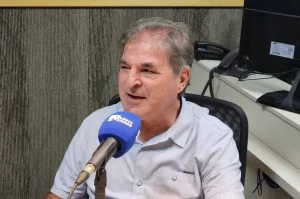 “Nossa base é boa, só não deixam jogar”, afirma Gelson Dagostin