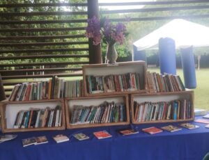 Parque Raimundo Malta, em BC, tem Biblioteca ao Ar Livre