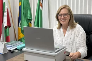 Prefeita de Urussanga assume presidência do CISAMREC