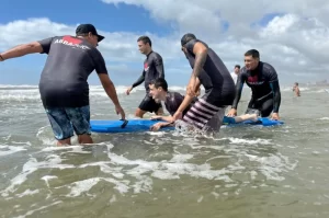 Projeto Abba Surf inicia temporada de inclusão no Rincão