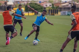 Tigre foca na preparação para a Recopa Catarinense