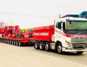 Transporte de mega transformador impacta no trânsito da região de Itajaí