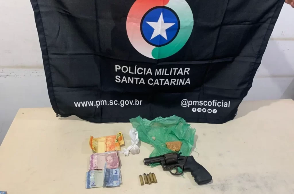 Material apreendido pela polícia Militar em Santa Rosa do Sul