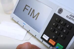 Eleitores que não votaram devem justificar ausência até 7 de janeiro