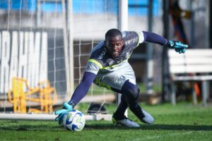Criciúma acerta com o goleiro do Grêmio