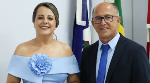 Fernanda Leite é empossada como a primeira prefeita de Paulo Lopes