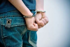 Adolescente com 40 passagens policiais é apreendido em Florianópolis