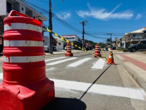 Garopaba inicia revitalização da sinalização viária no centro