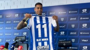 Avaí apresenta três reforços, incluindo Alef Manga para 2025