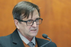 “Fico preocupado com esses vereadores que não cumprem acordo”, diz Nilton de Campos