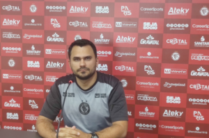 Sem vencer no Estadual, Hercílio Luz demite William Araújo
