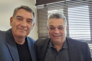 Prefeito de Pedras Grandes é o primeiro do PP a apoiar João Rodrigues para o Governo do Estado
