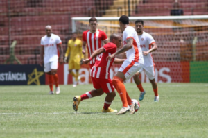 Hercílio Luz fica no empate pelo segundo jogo da Copinha