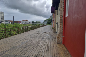 Madeiras do deck da beira-rio passam por análise