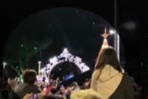 Piloto cai em show de motos em Florianópolis