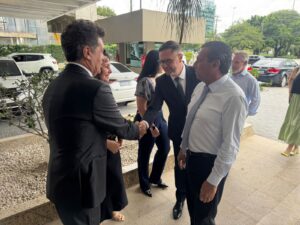 A conversa de Julio Garcia e Clésio Salvaro