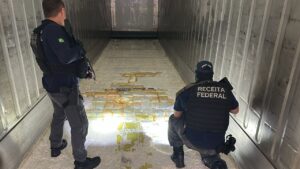 Quase meia tonelada de droga é apreendida em SC