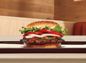 Rede de fast food é proibida de contratar menores