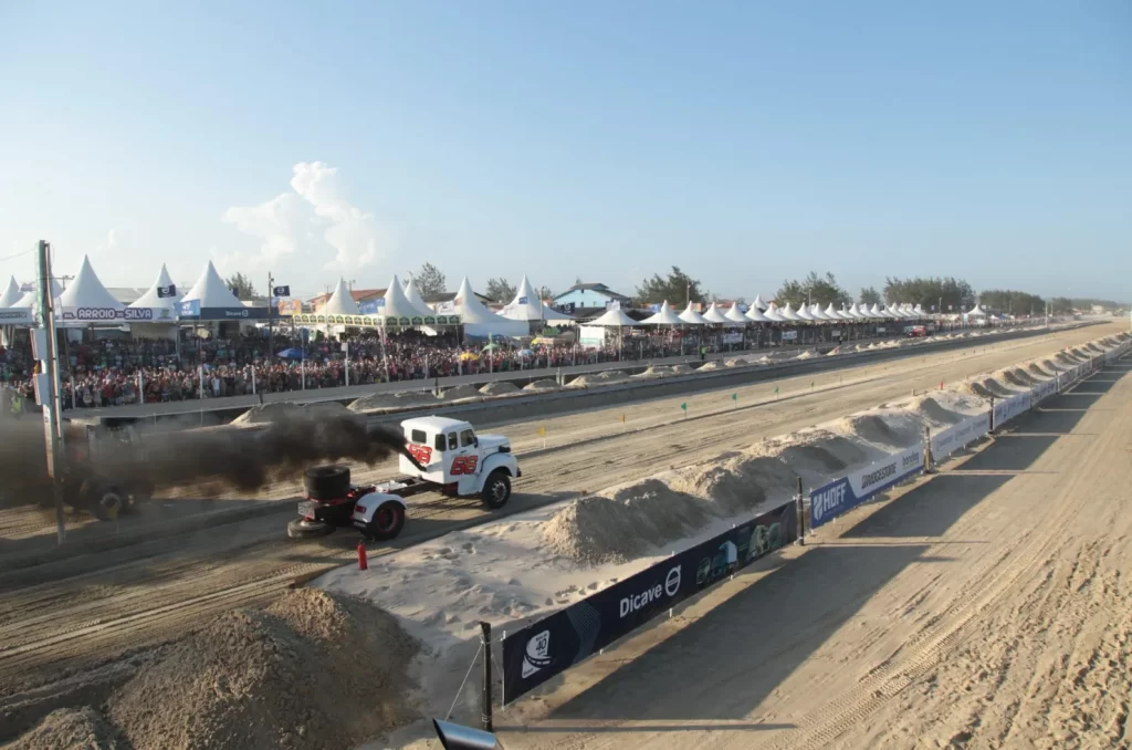 Imagem da Arrancada de Caminhões em Arroio do Silva