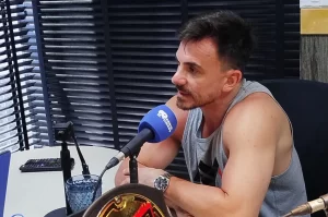 Conheça a história do campeão mundial de capoeira