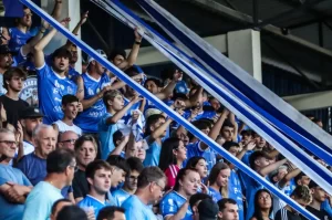 Torcida do Caravaggio tem desconto para jogo decisivo